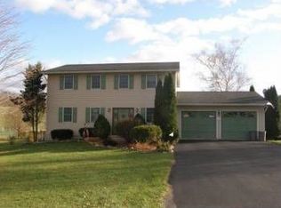 67 Meadow Creek Ln, Bangor, PA 18013