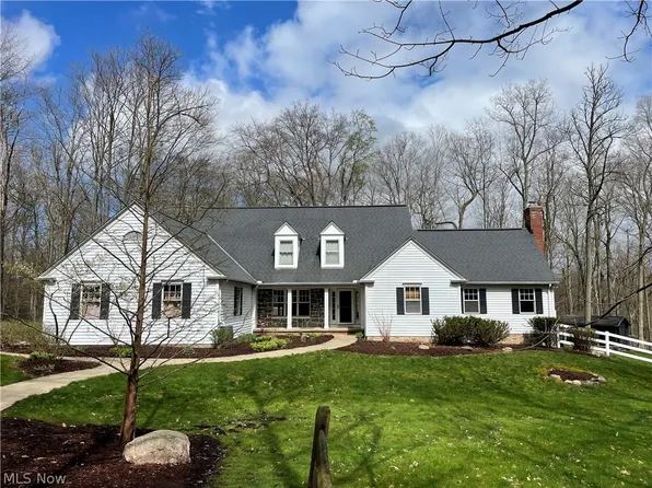 14651 River Glen Dr, Novelty, OH 44072