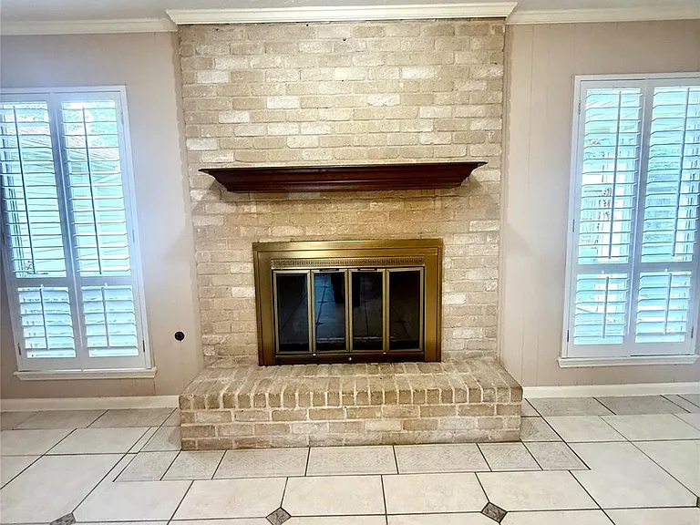 14906 Brookpoint Dr — Photo 6