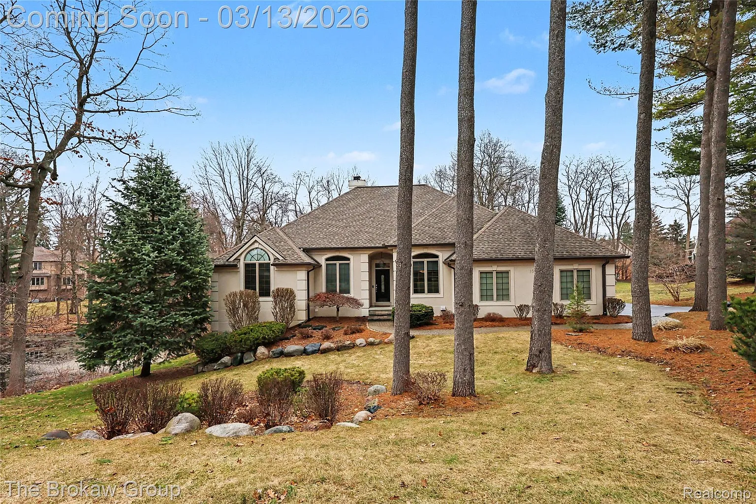 1672 Deer Path Trl photo 1