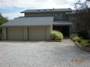 8680 Briggle Ave SW, East Sparta, OH 44626