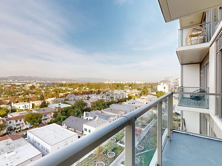 Vision on Wilshire — Photo 58