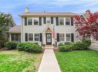 613 W Dartmouth Rd, Kansas City, MO 64113