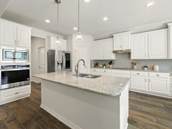 301 Double Eagle Ranch Dr, Cedar Creek, TX 78612