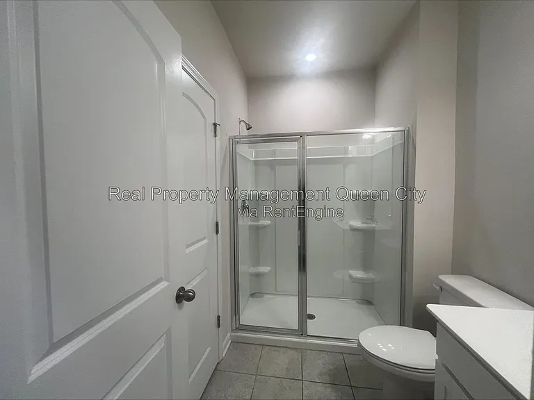 2407 Lazette Dr — Photo 11