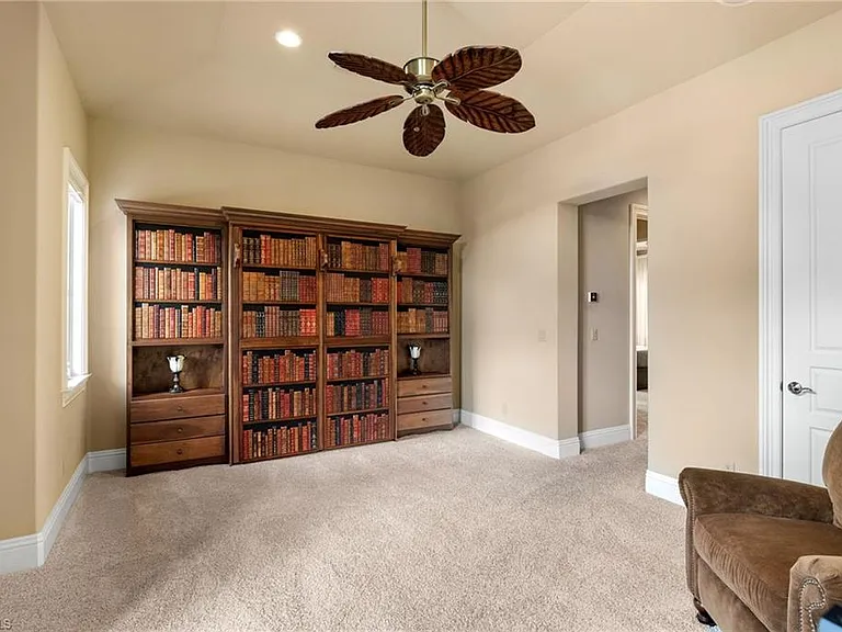 11777 Via Savona Ct — Photo 17