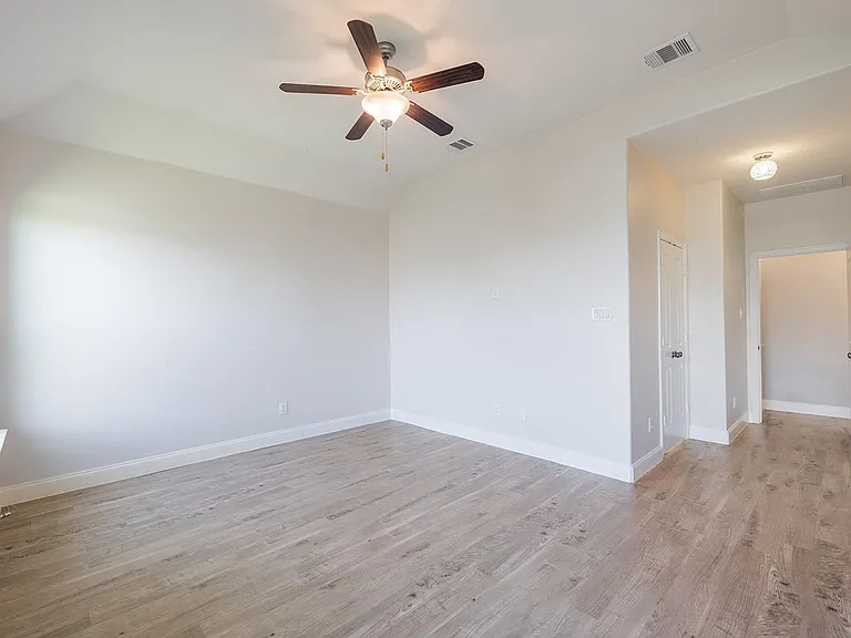 2517 Auburn Chestnut Ln — Photo 11