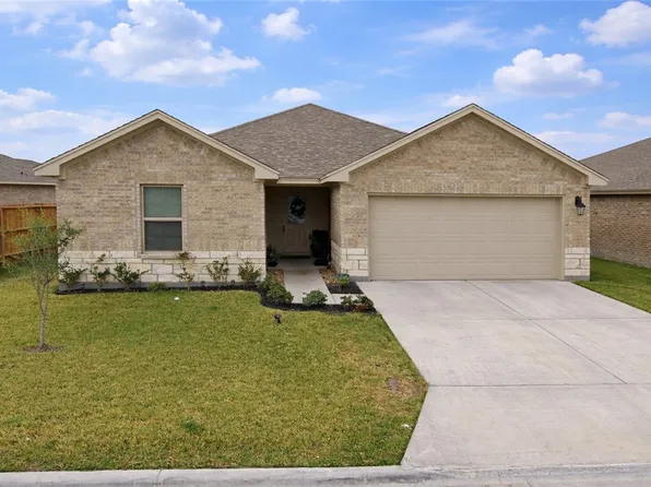 2733 Eltonne Gardens Dr, Corpus Christi, TX 78415
