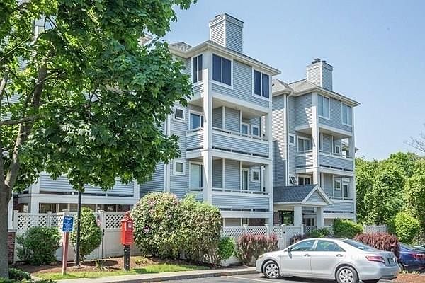 1st image of 200 Falls Blvd Unit D102