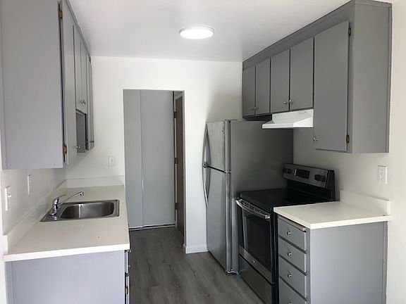 2nd image of 20224 Forest Ave APT 4
