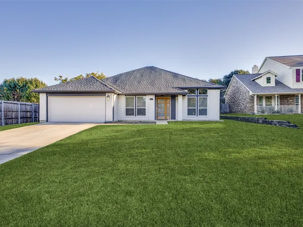 2405 Warwick Ave, Flower Mound, TX 75028