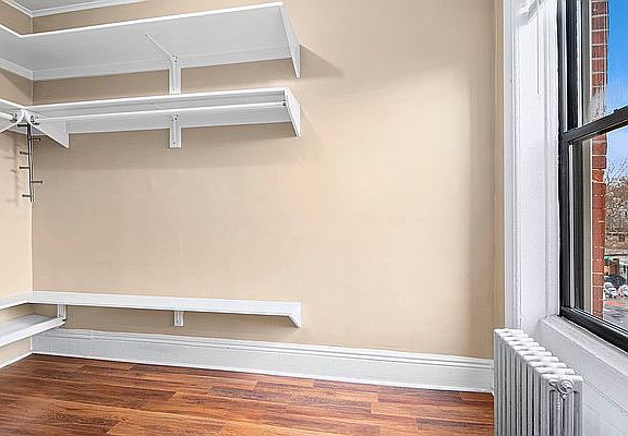 5th image of 658 6th Ave APT 3