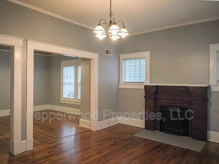 318 Hydrick St — Photo 8