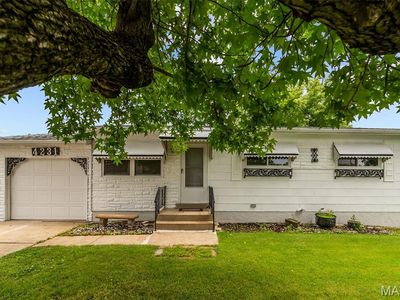 4231 Green Park Rd, Saint Louis, MO, 63125