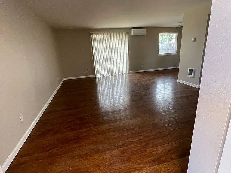 Albany Meadows Apartments — Photo 73
