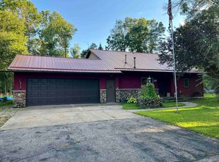 9427 Konkol Ln, Amherst Junction, WI 54407