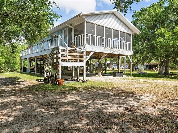 3rd image of 8096 SW Golden Glade Ave