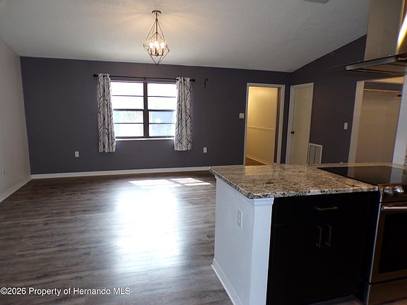 5th image of 10001 Elgin Blvd