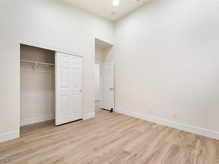 9205 Desert Village Ave — Photo 31