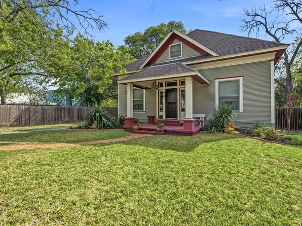410 Cibilo St, Lockhart, TX 78644