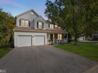 23 Franklin Tree Ct, Catonsville, MD 21228