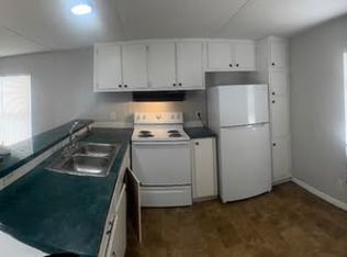 315 Sunset Dr #3, Hooks, TX 75561