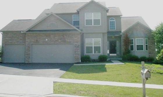 1st image of 918 Thorn Hill Pl