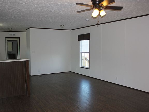 3rd image of 6242 Crossroads Ln