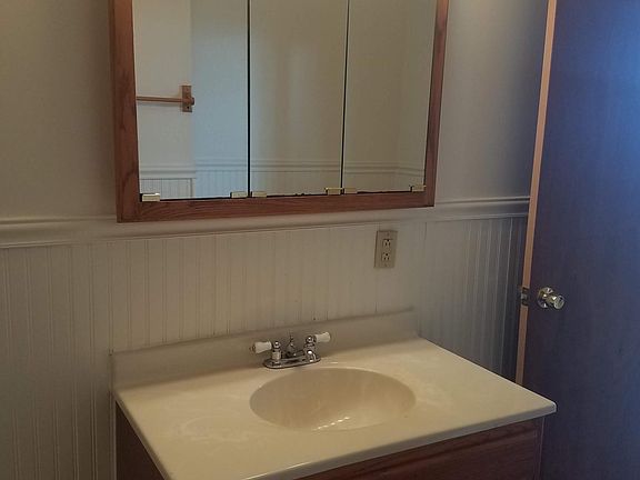 3rd image of 101 E Harrison St APT 3