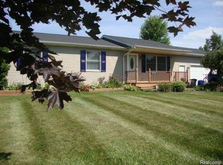 5118 Nicholson Rd, Fowlerville, MI 48836