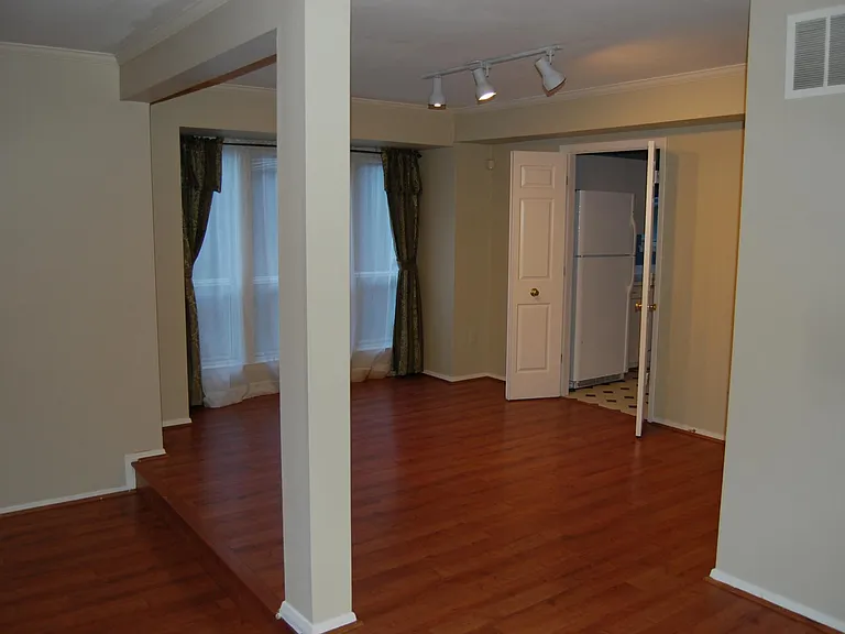7732 Heatherside Ln — Photo 31