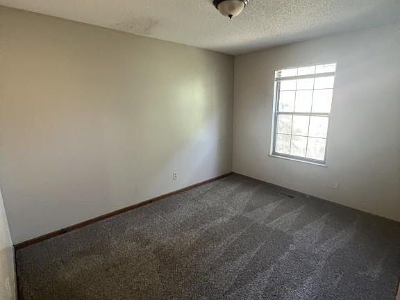 4th image of 610 Pawnee St #A