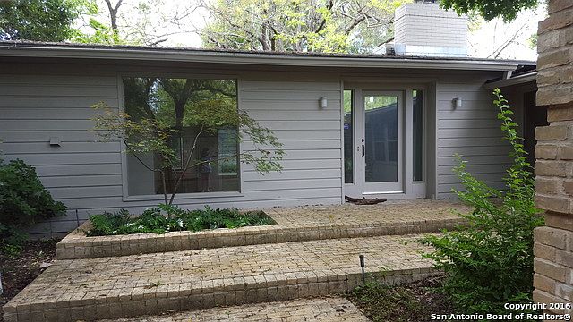 1st image of 130 Schreiner Pl