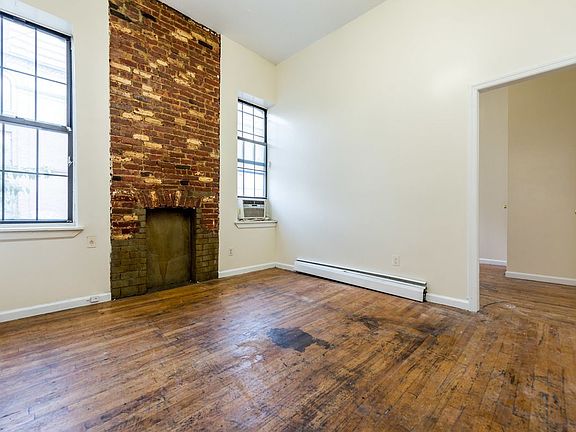 3rd image of 153 Boerum St APT 5