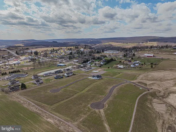 20 Walnut Rdg, Grantsville, MD 21536