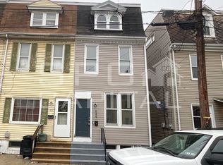 649 W College Ave, York, PA 17401