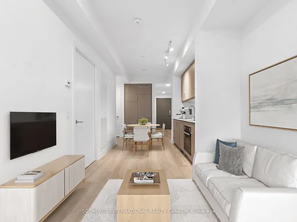 9 Tecumseth St #427, Toronto, ON M5V 0S5