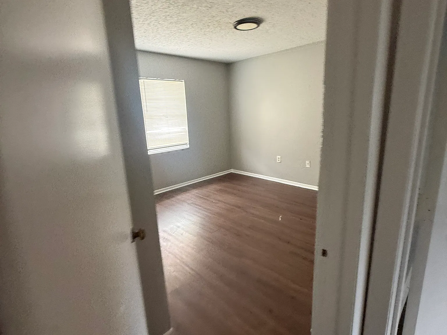 2 bed, 1500 sqft, $1,395 — Photo 3