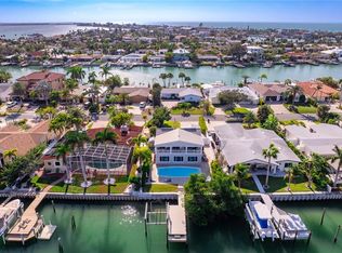 403 Hermosita Dr, Saint Pete Beach, FL 33706