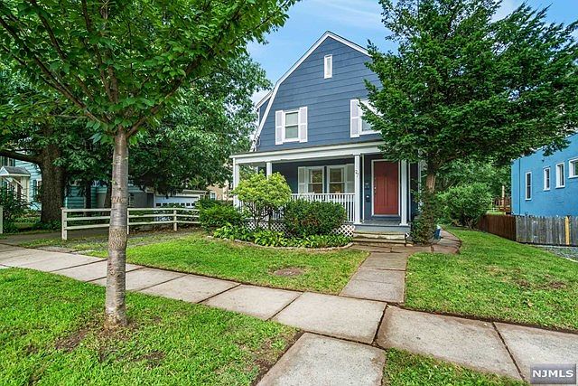 1st image of 97 Willowdale Ave
