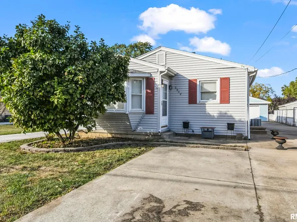 3309 E Carpenter St, Springfield, IL 62702