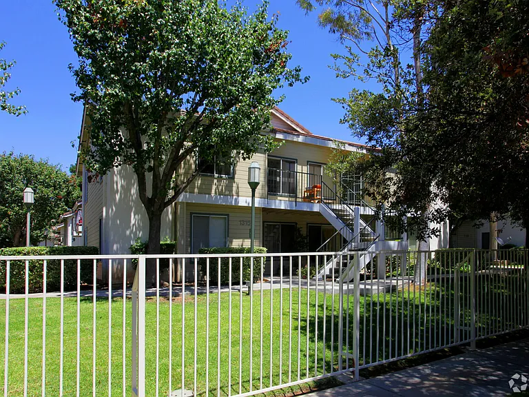 Emeritus Park Senior Apartments — Photo 13