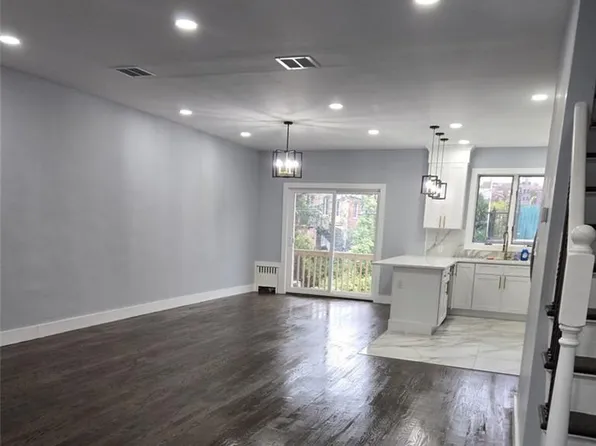 2713 Avenue Y image 8 of 21