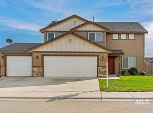 745 SW Huebert St, Mountain Home, ID 83647