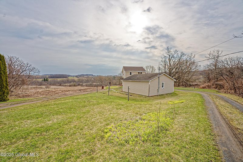 3rd image of 197 Dorn Road