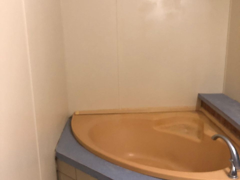 1st image of 2408 Stingray Dr