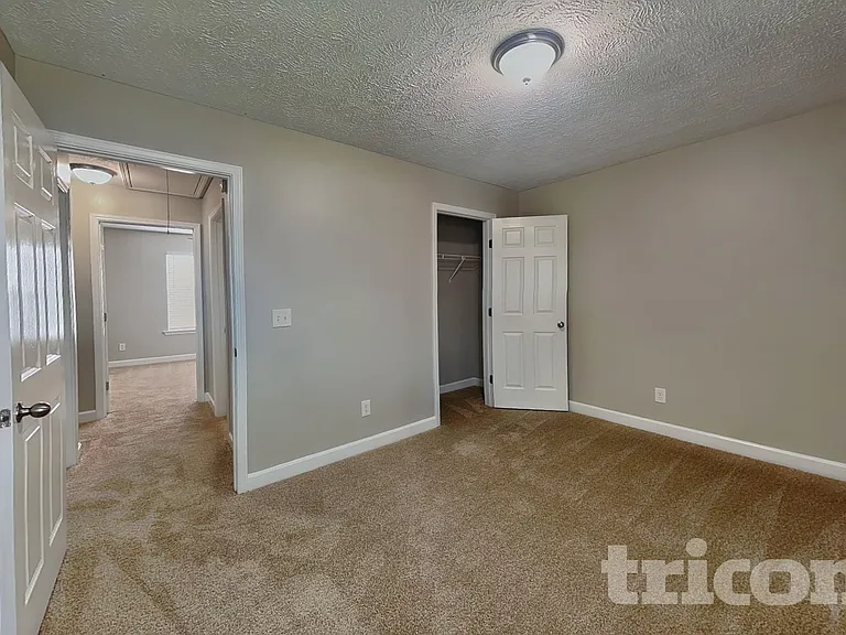 912 Tapoco Ct — Photo 10