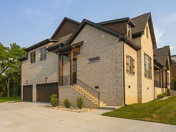 4th image of 1113 Princeton Hills Dr
