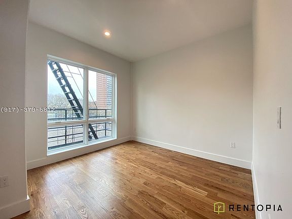 4th image of 61 Montrose Ave #4I