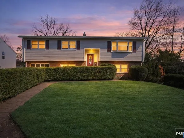 600 Martin Ave, Oradell, NJ 07649